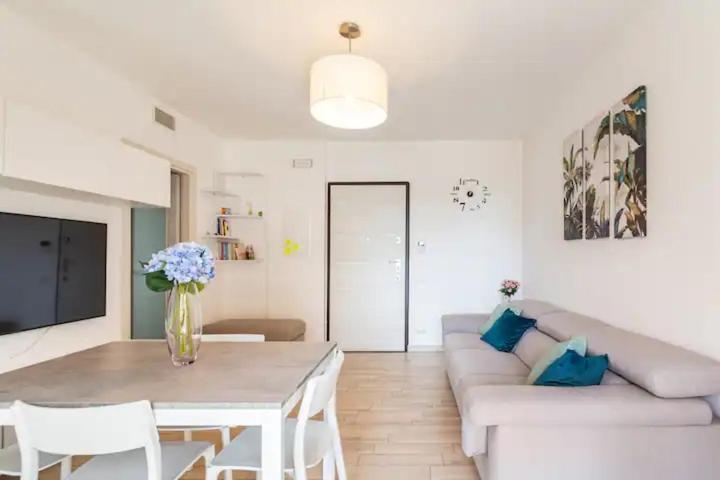 Emme Apartment Κάλιαρι Εξωτερικό φωτογραφία